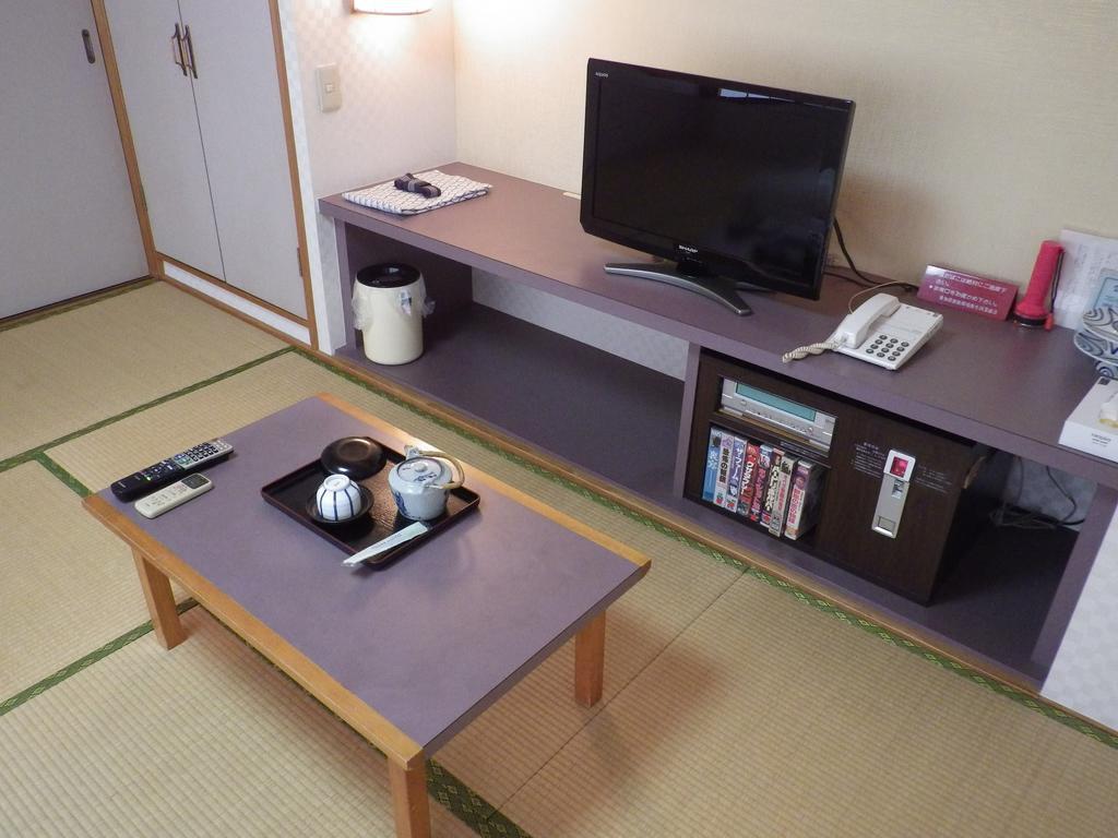 Uokagi Ryokan Nagoya Exterior photo